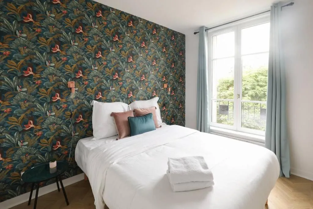Desiree Charming Apartment At Gambetta París