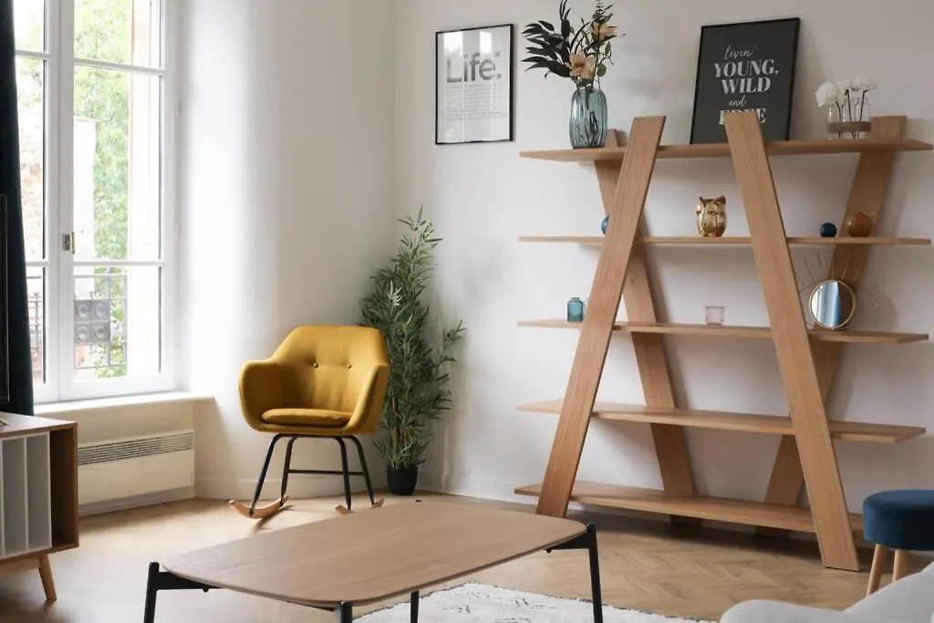 Desiree Charming Apartment At Gambetta París Francia